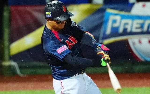 侍24歳が「世界にバレてしまった」　衝撃3冠、快音連発で“1.565”「ホンマに大卒2年目？」