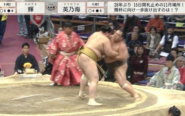 そこから勝つんかい！ 片手一本で状況打開 力士のみなぎる執念と怪力に騒然「腕がやば」「肘大丈夫か」