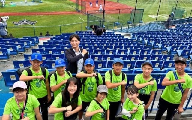 日本最高峰SMBC日本シリーズ開催の横浜スタジアムに子どもたちが潜入＆記者体験！見て、触って、聞いて、充実の1日を過ごす【PR】