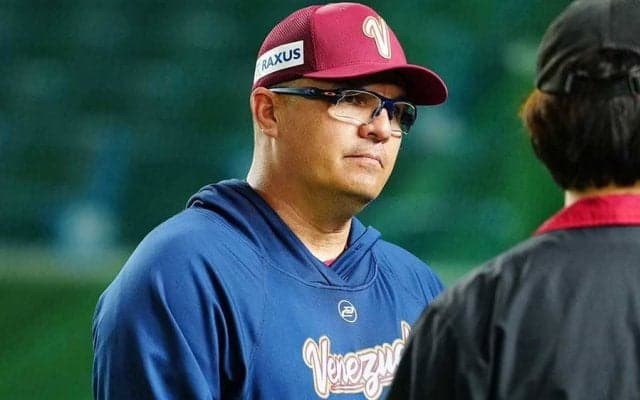 「この写真を見てくれ」　ベネズエラ監督が見せてくれた日本選手との1枚「怪物だ」