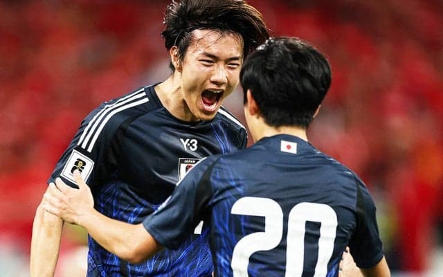 サッカー日本代表にとって「狭いピッチ」は不利だったのか　佐藤寿人がアウェーで感じた利点とは？