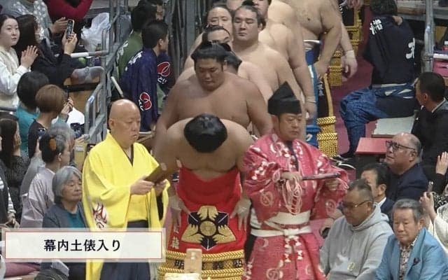 「似合いすぎだろ」尊富士の化粧まわしにファン悶絶 「裏側スゲェ」「イカつすぎる」