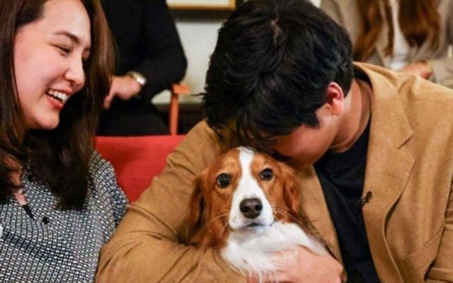 真美子夫人も笑顔…仲睦まじい“大谷一家”　MVPから一夜、ド軍がほっこり写真公開