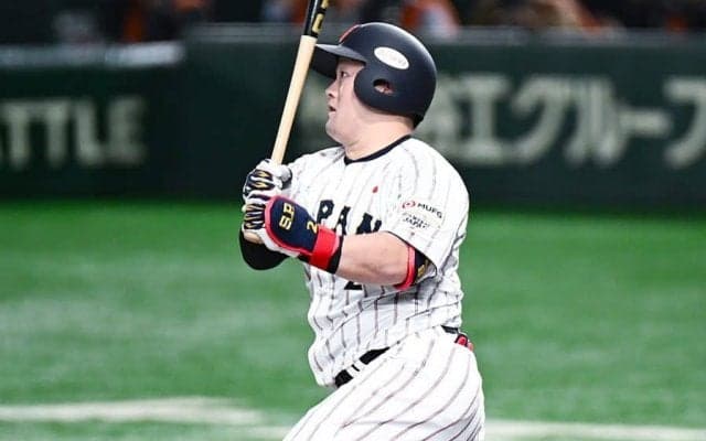 豪快満塁弾に大熱狂も…牧秀悟がポロリ「空席がちょっと」　観客数3万3000人で自らを奮起