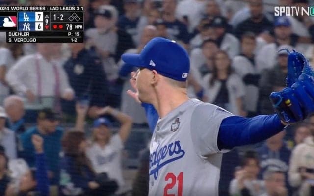 ヤンチャすぎ… ド軍右腕の“衝撃投球”に「ドン引き」 緊急登板の秘密… ベッツも苦笑「漫画かよ」「かっけえ」