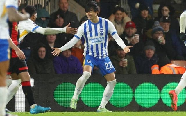 「彼にゴールが戻ってくるのを見るのは最高だ！」　開幕戦ぶりゴールの三笘薫に地元メディアも賛辞、採点は1G1Aペドロに次ぐ評価に