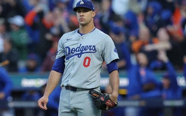 ド軍先発右腕が同地区ライバル球団へ移籍？　決断なら「少し驚くだろう」…米敏腕記者指摘