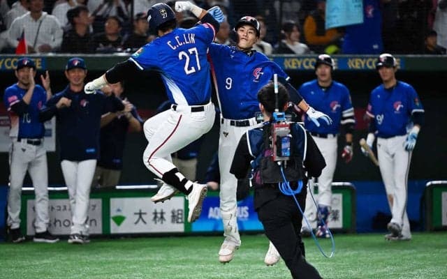 【プレミア12】チャイニーズ・タイペイが歓喜の初優勝　2発で戸郷攻略、張奕＆チェンの元NPB投手も好リリーフ