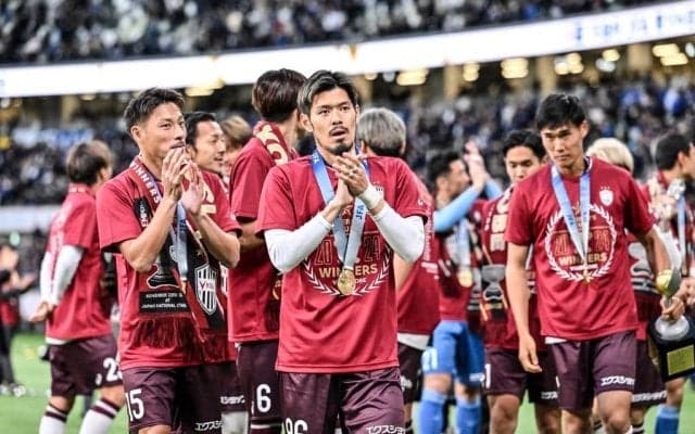 「そら強いって」「かわいすぎ！」J1神戸の天皇杯優勝祝いの元ブンデス5人衆の若かりし写真に反響！「元ブンデス勢の活躍嬉しい」「経験者5人もいんのかそりゃ強いわ」の声