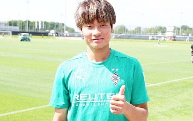 ｢両面の苦しさがあります｣福田師王が語るボルシアMGトップチーム昇格と｢刺激しかないですね｣日本代表の偉大な先輩