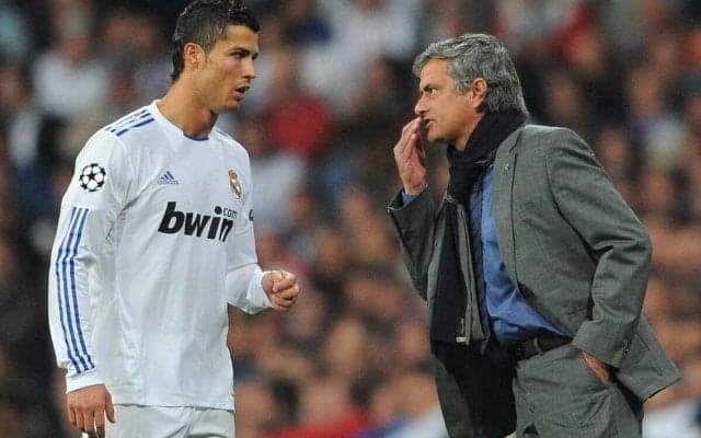 「イスタンブールに食事に来たりはするかも」　フェネルバフチェのC・ロナウド獲得話をモウリーニョ監督が否定