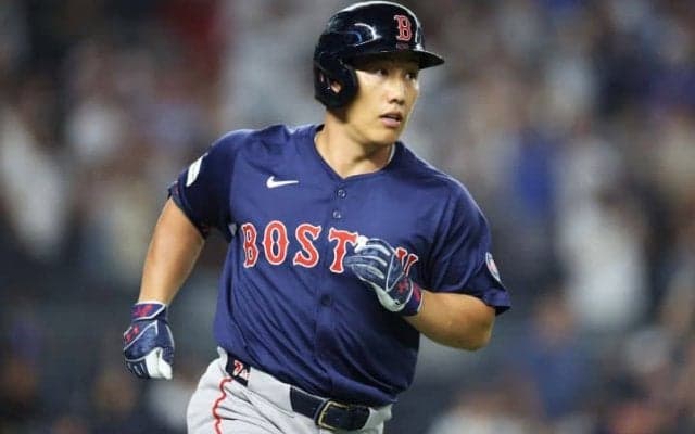 吉田正尚に吹く“逆風”…FA資金捻出のための「放出要員」と米報道　残留でも「ベンチ要員」の可能性