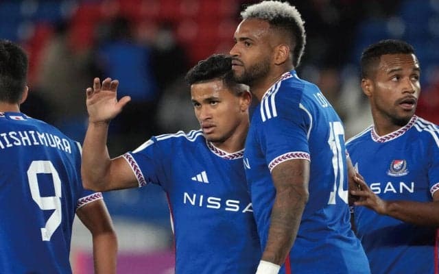 キレキレの横浜FMが韓国強豪を2-0撃破！鋭い守備からヤン・マテウスが先制弾、ラストは飯倉がPKストップ【ACLE2024-25】