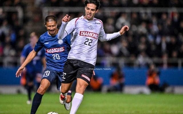 「エグすぎるメンツだった…」「夢の共演すぎる」横浜で開催のJ選手vs“世界選抜”の先発メンバーが豪華すぎると話題に！ スペインやオランダ、フランスの元代表選手らが日本のピッチで共演