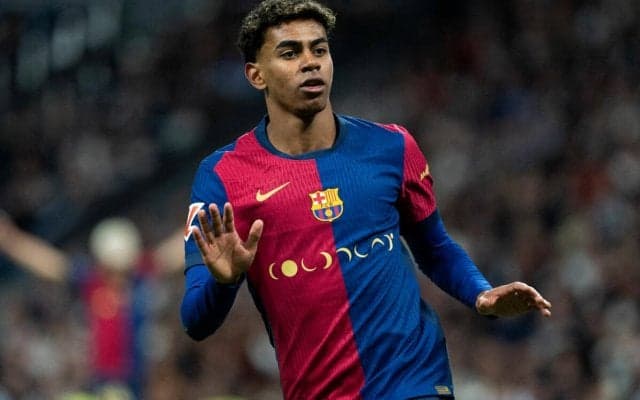 ヤマルがゴールデンボーイ2024を受賞! コパ・トロフィーとの2冠達成