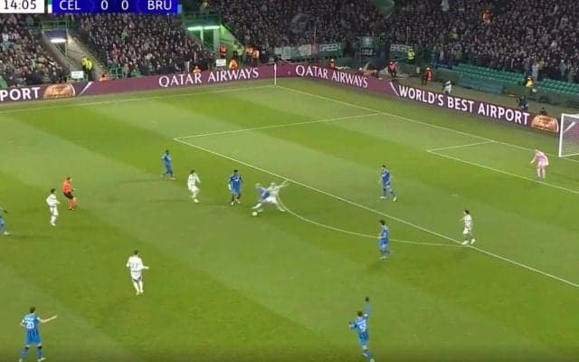 バケモノすぎる！ 前田大然、秒でタックル「1人だけ倍速」 “爆速カウンタープレス”を炸裂した瞬間「エグいな…」