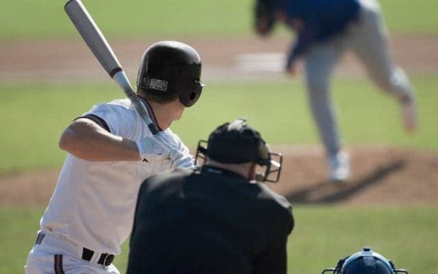 17歳高校生が“トラウト超え”の衝撃　電光掲示板を破壊…米震撼の166m弾