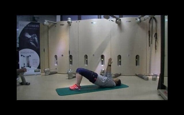 自宅で出来るゴルフトレーニング～ 下半身の柔軟性改善 ～