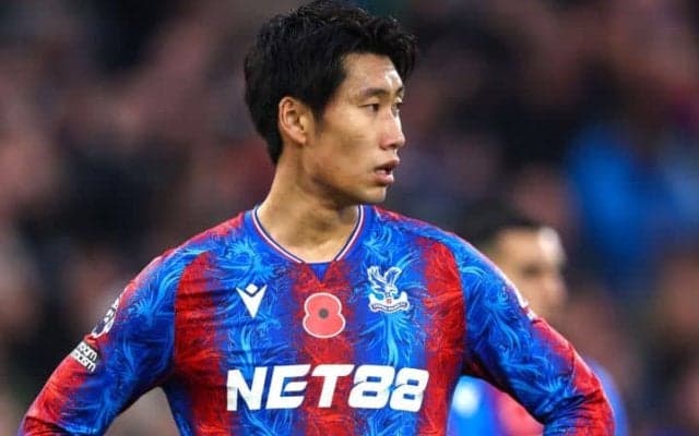 苦境が続く鎌田大地…英放送局は”同情”の一方で”補強必須”との見解も「1月では攻撃的MFが必要」