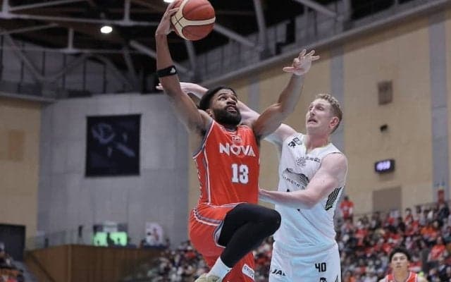 主力復帰の王者・広島が快勝…中地区首位のA東京は敵地で川崎撃破／11月30日 B1試合結果