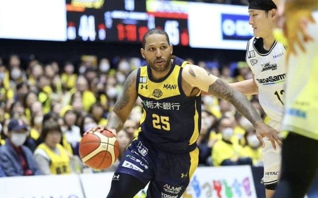 宇都宮が第4Qの猛攻でSR渋谷にリベンジを果たす…D.J・ニュービルが31得点の活躍