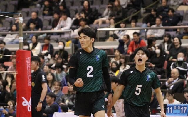 全日本インカレ男子　日本体大を下した専修大が初の栄冠　甲斐優斗がMVP