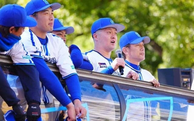 30万人の中にいた“大物美女”「行ったんですね」　勝利の女神降臨に歓喜「かわいい」