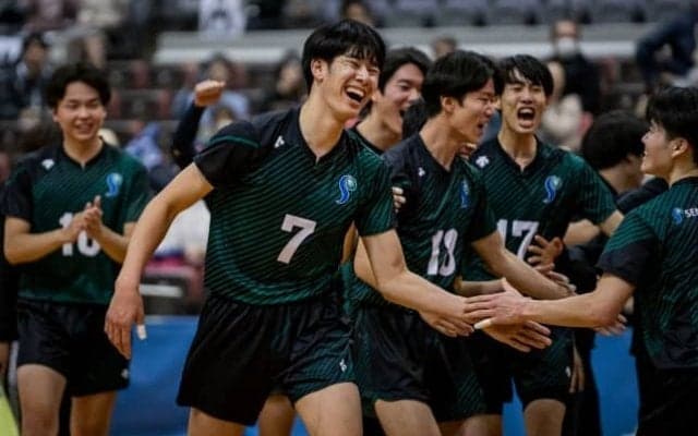 【バレー】男子は専修大が初優勝。女子は筑波大が2連覇。MVPに甲斐優斗と中村悠　全日本インカレ