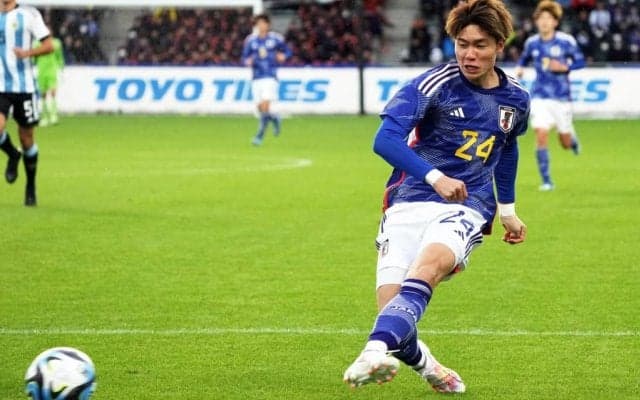 ｢悔しい気持ちはあります｣ボルシアMG福田師王が語る日本代表と｢負けられない｣ライバル、｢成し遂げた｣昇格よりも難しいこと