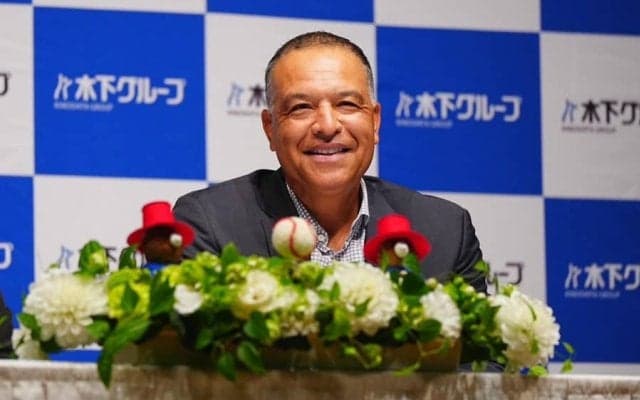 大谷翔平の開幕二刀流は「難しい」　ロバーツ監督が来日イベントで見解、リハビリは「順調」