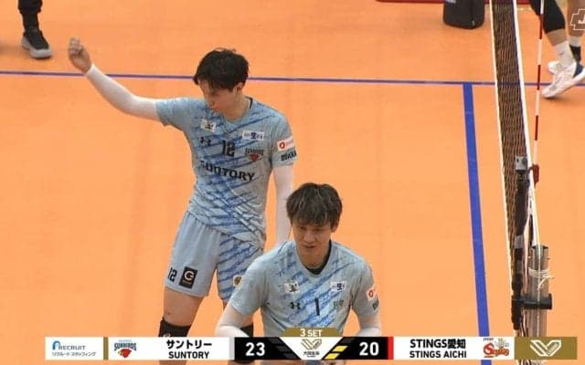 「藍くんにじわる」髙橋藍が思わずツッコんだ“珍事”発生 ネット際でのまさかの展開に反響