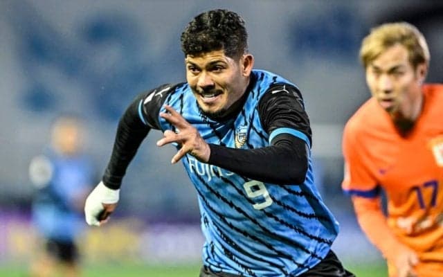 「ゲームかと思いました」「ネイマール？」J1川崎FWエリソンが試合中に見せた「ダイレクトヒールリフト」が高度すごる！「ボール止めてない状態でこんな上手いヒールリフト初めて見た」と絶賛