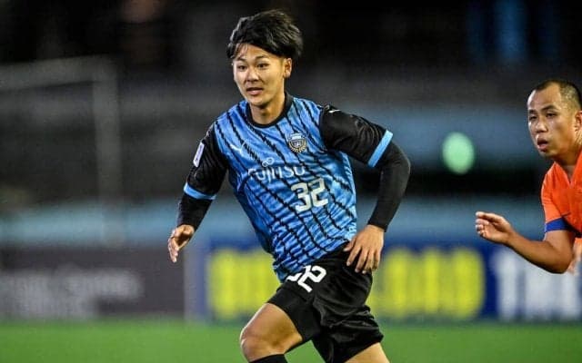 【18歳の逸材FW神田奏真が照らす川崎の未来とは(2)】小林悠が持つ「見て学んでもらえるプレーを僕がしていくことが奏真にとってプラスになる」の気持ち。「どんどん超えていってほしい」