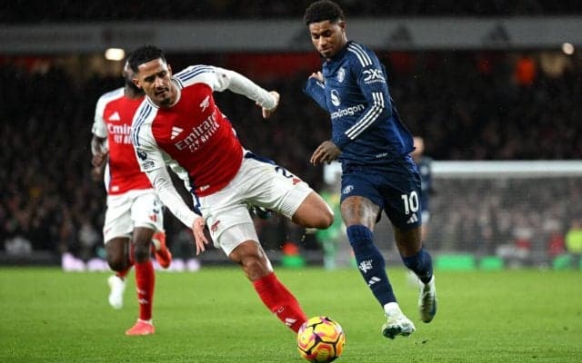 「プレー全般がショッキング」　アーセナル戦のユナイテッド10番に闘将キーンが激怒