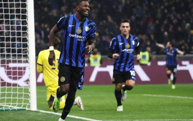 インテルが鈴木彩艶フル出場のパルマに3発快勝、公式戦12戦負けなしでCLレバークーゼン戦に弾み【セリエA】