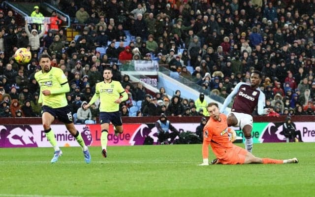 菅原由勢が欠場のサウサンプトン、枠内シュート0本と攻撃陣が沈黙しアストン・ビラに惜敗…【プレミアリーグ】