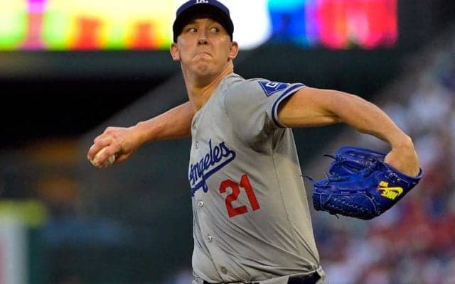 ド軍30歳右腕、カブス移籍も？　米報道、先発左腕と複数年契約も「終わったわけではない」