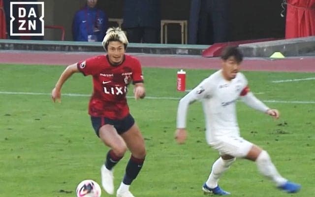 天才すぎる…鈴木優磨、元同僚・昌子源を“股抜き”翻弄→圧巻のスーパーゴール！「うっま」「スアレスみたい」話題沸騰の一部始終