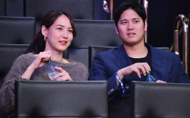 大谷翔平が真美子夫人とNBA満喫　SNSに試合後の様子を投稿…八村のプレーには拍手も