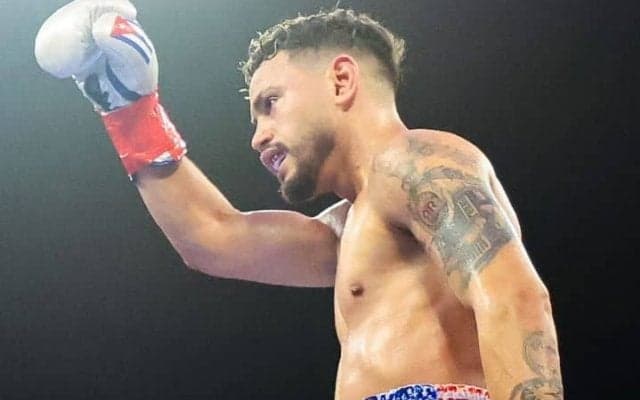 「注意しろと訴えたのに…」名手ラミレスがまさかの棄権負け　右眼窩底骨折でWBO王者に“肘打ち疑惑”が浮上「全く予想外」