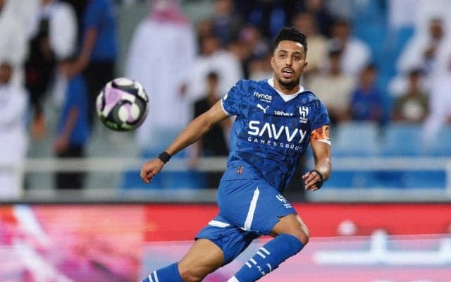 サウジアラビア代表エースが頭部どうしの接触で緊急搬送…幸いにも大事に至らず