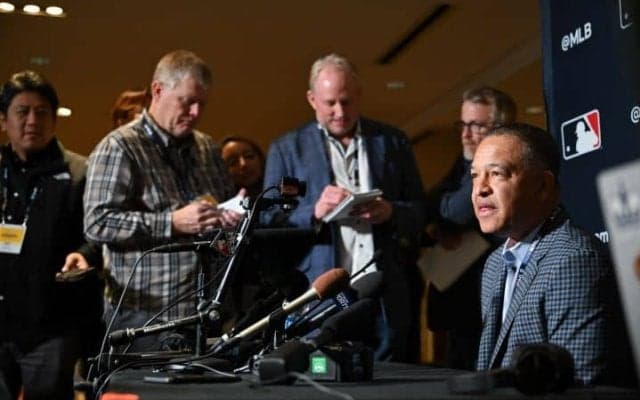 「戻って来ないというのはつらい」ロバーツ監督、T・ヘルナンデスの“残留”強く願う「私はテオの大ファンだ」