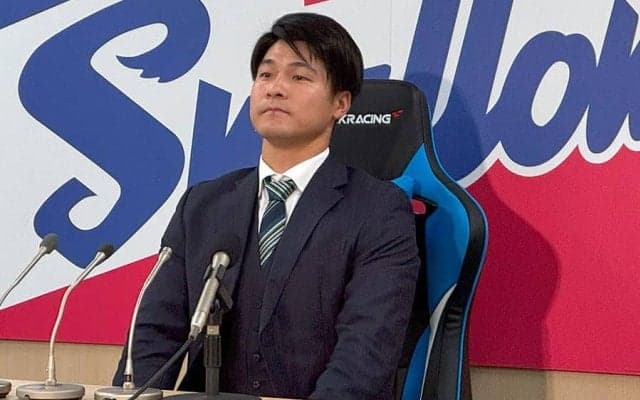 出場激減の3年→FA行使…ヤクルトが30歳を2年契約で獲得した理由　長きに渡る“相思相愛”