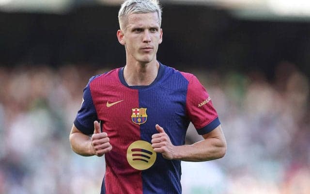 今季加入のダニ・オルモが早くもバルセロナ退団？再び選手登録問題が浮上