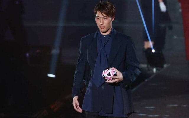 「複雑な気持ち」初のベストイレブン受賞の広島GK大迫敬介、優勝逃した悔しさとパフォーマンスに「もっと決定的なシーンを防いでいれば」