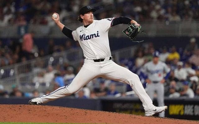 大谷翔平に歴史的50号献上、ヤクルトが前マーリンズの29歳右腕獲得　守護神候補が意気込み「勝利に貢献できるように全力を尽くす」