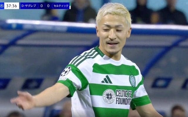 おい、 立てよ！ 前田大然、爆速プレスで吹っ飛ばす→“不敵な笑み”「ヤバい速いな」 危険な“アフタータックル”にネット騒然「怖すぎる」