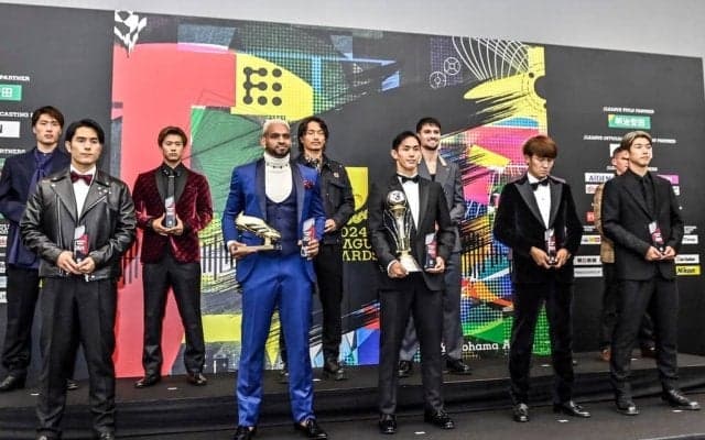 「可愛過ぎるし、美人過ぎる！」影山優佳がJアウォーズで披露した「白ワンピース着用姿」が大反響！「白のお衣装が似合ってた」「ハニカミ笑顔かわいい♡」の声