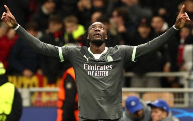 エイブラハムの終盤弾でツルヴェナに競り勝ったミランが4連勝で12位浮上【CL】