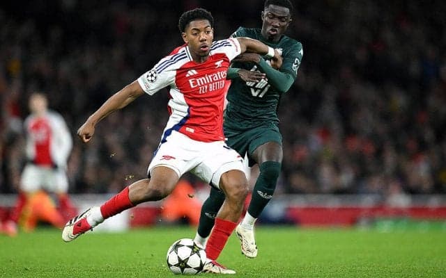 快勝でCL3位浮上のアーセナル、アルテタ監督は2人の生え抜きの活躍に目を細める「本当に誇らしい瞬間だ」